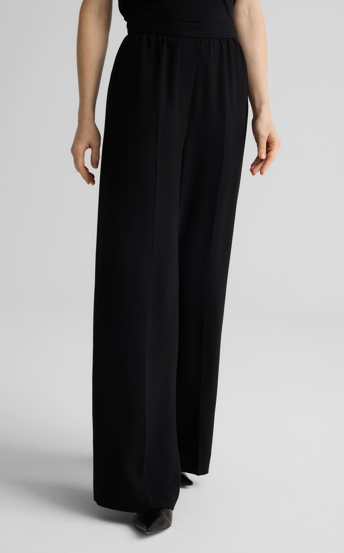 Tabitha Pant in Satin Back Crepe