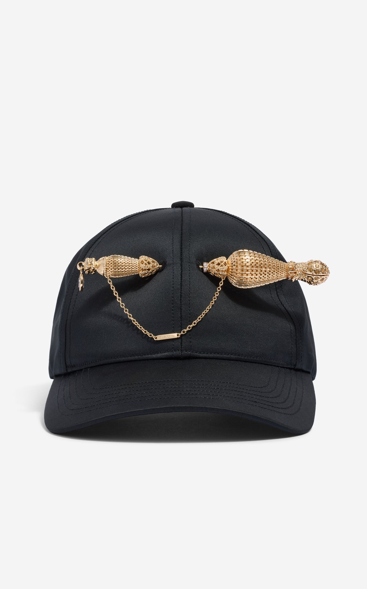 Hat in Duchesse Satin