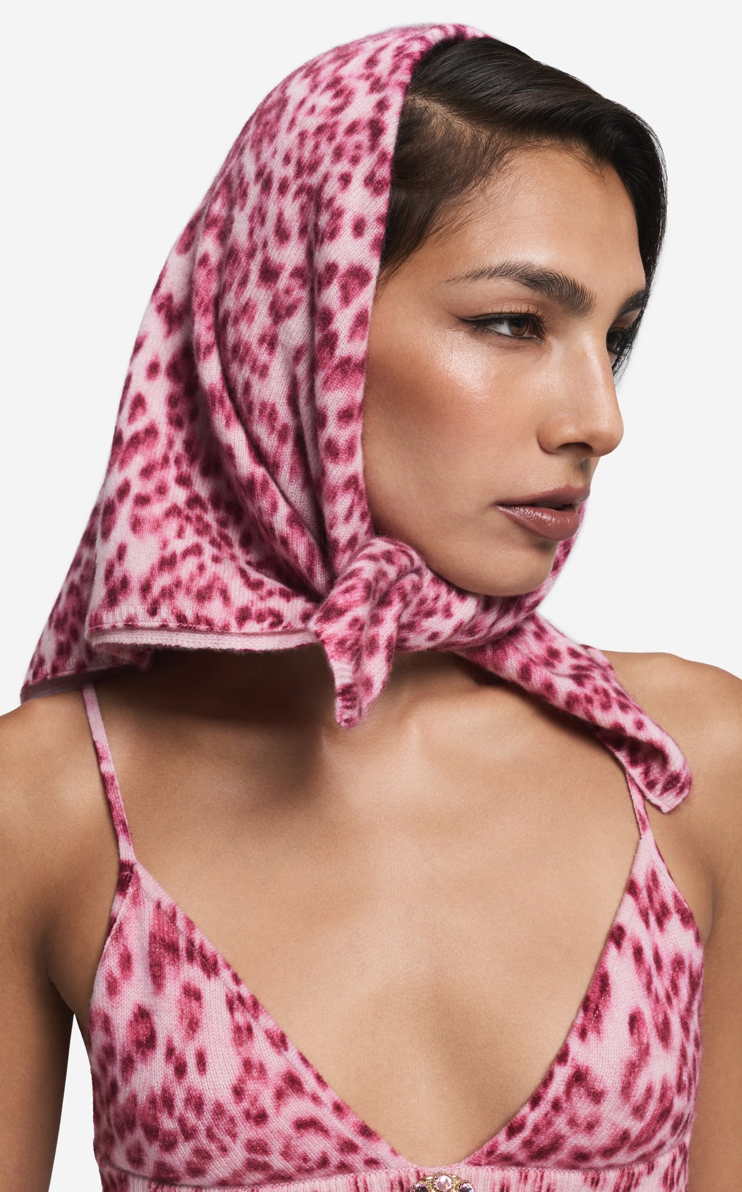 Scarf in Leopard Print Cashmere Blend