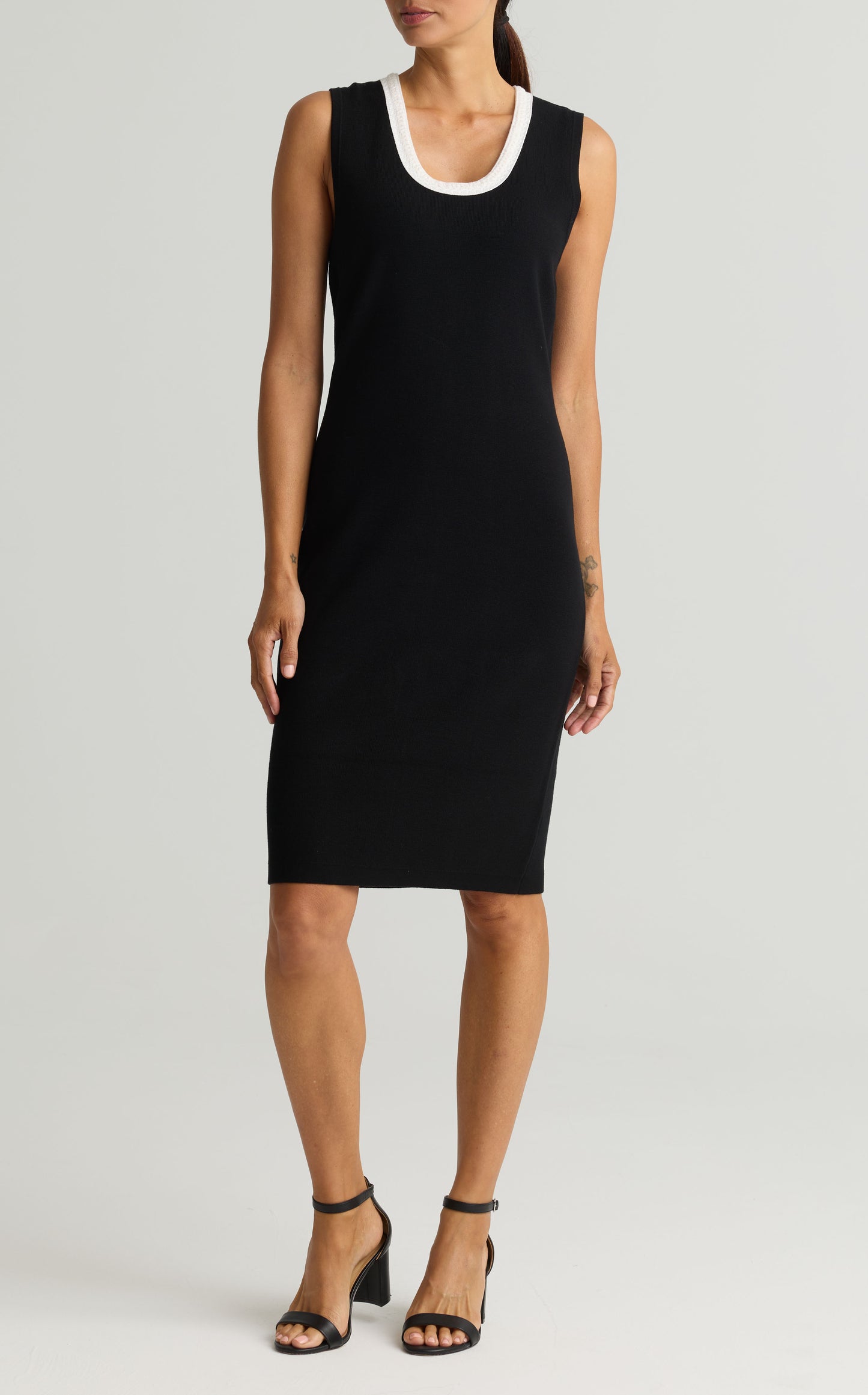 Contrast Trim Stretch Knit Sheath Dress