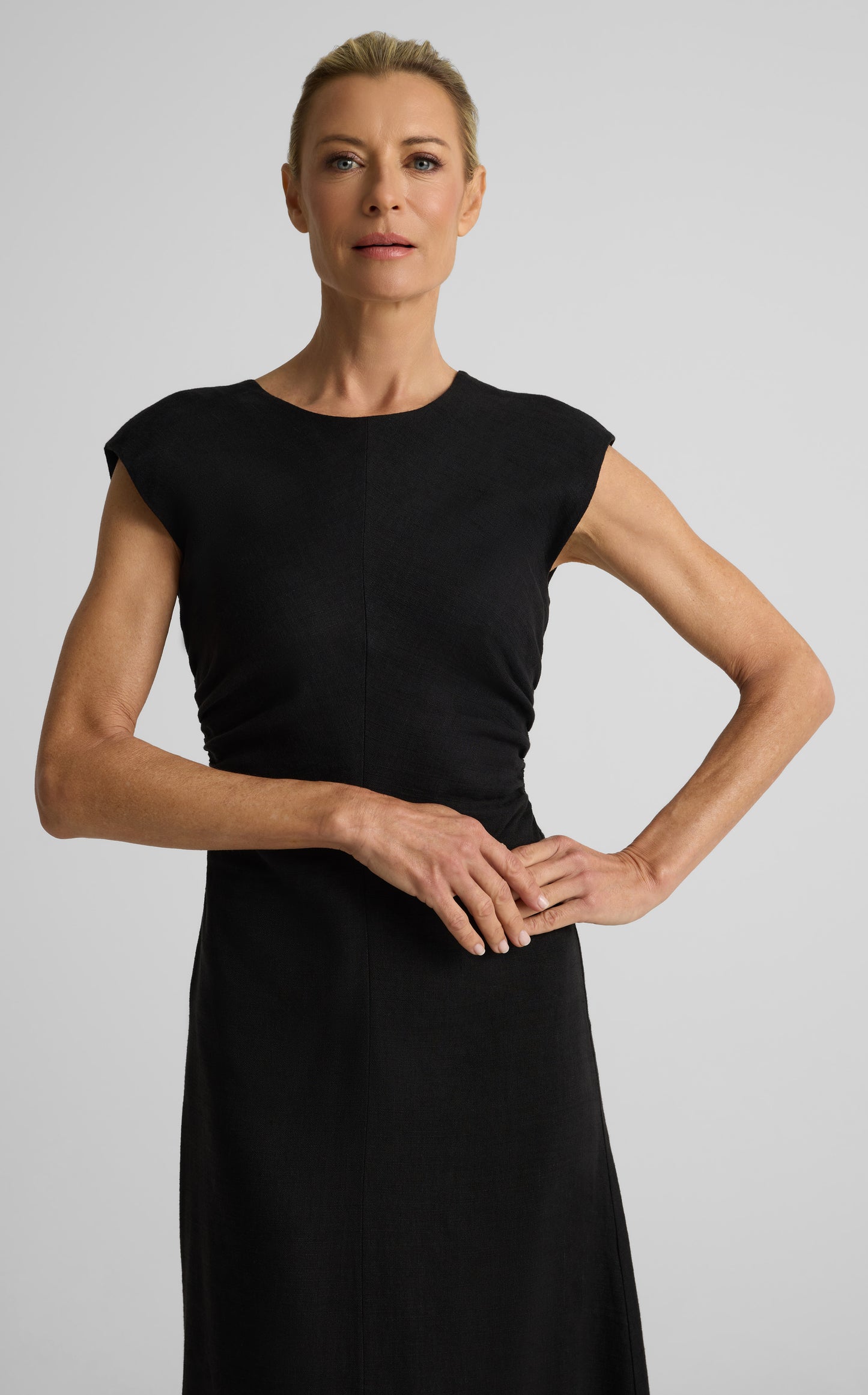 Mira Dress In Stretch Linen Twill