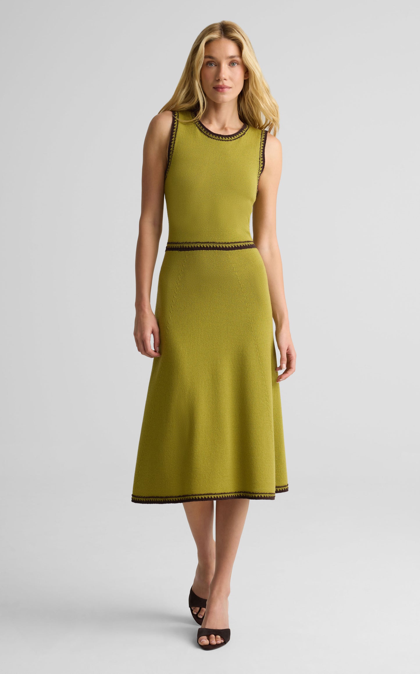 Sleeveless Dress In Legacy Crepe Knit