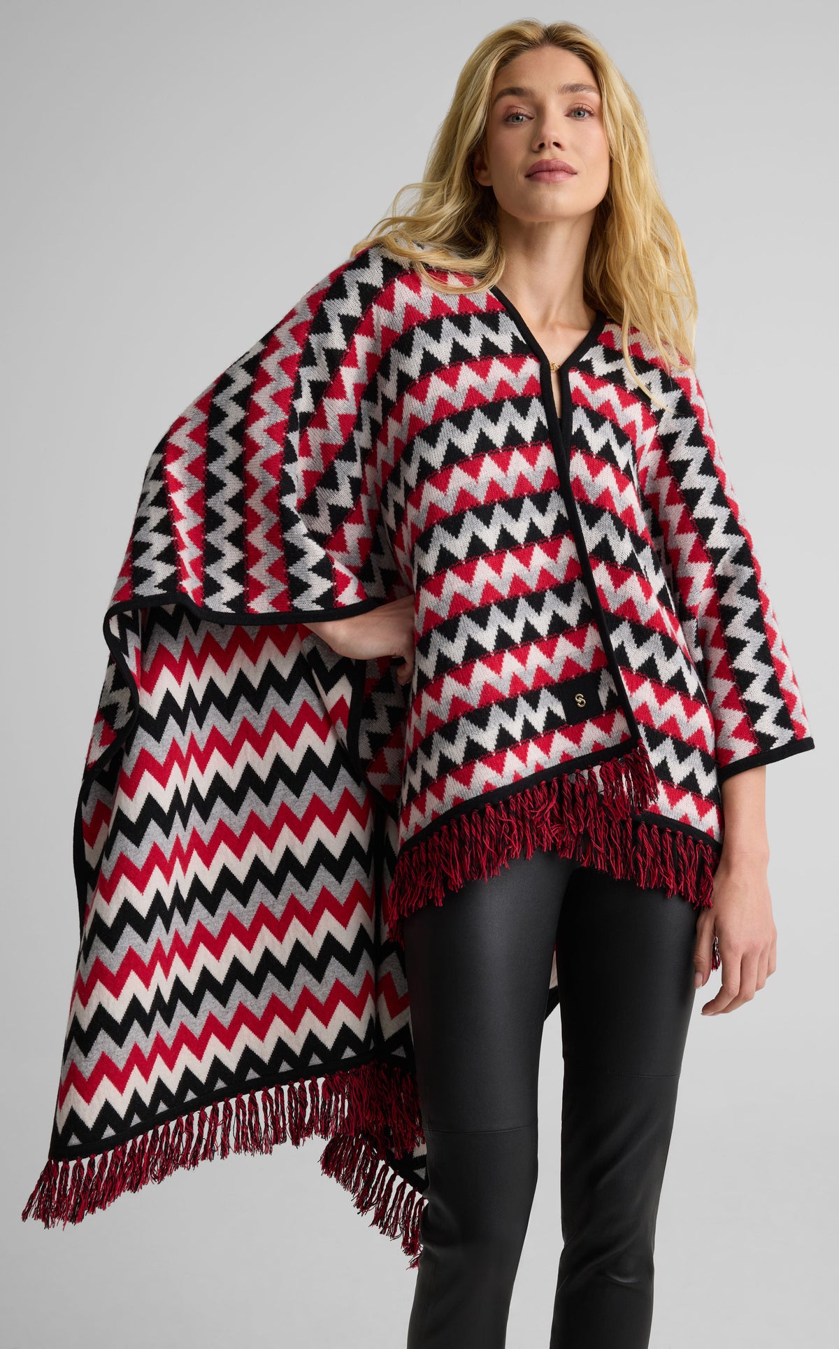 Cape In Chevron Wool Blend Knit