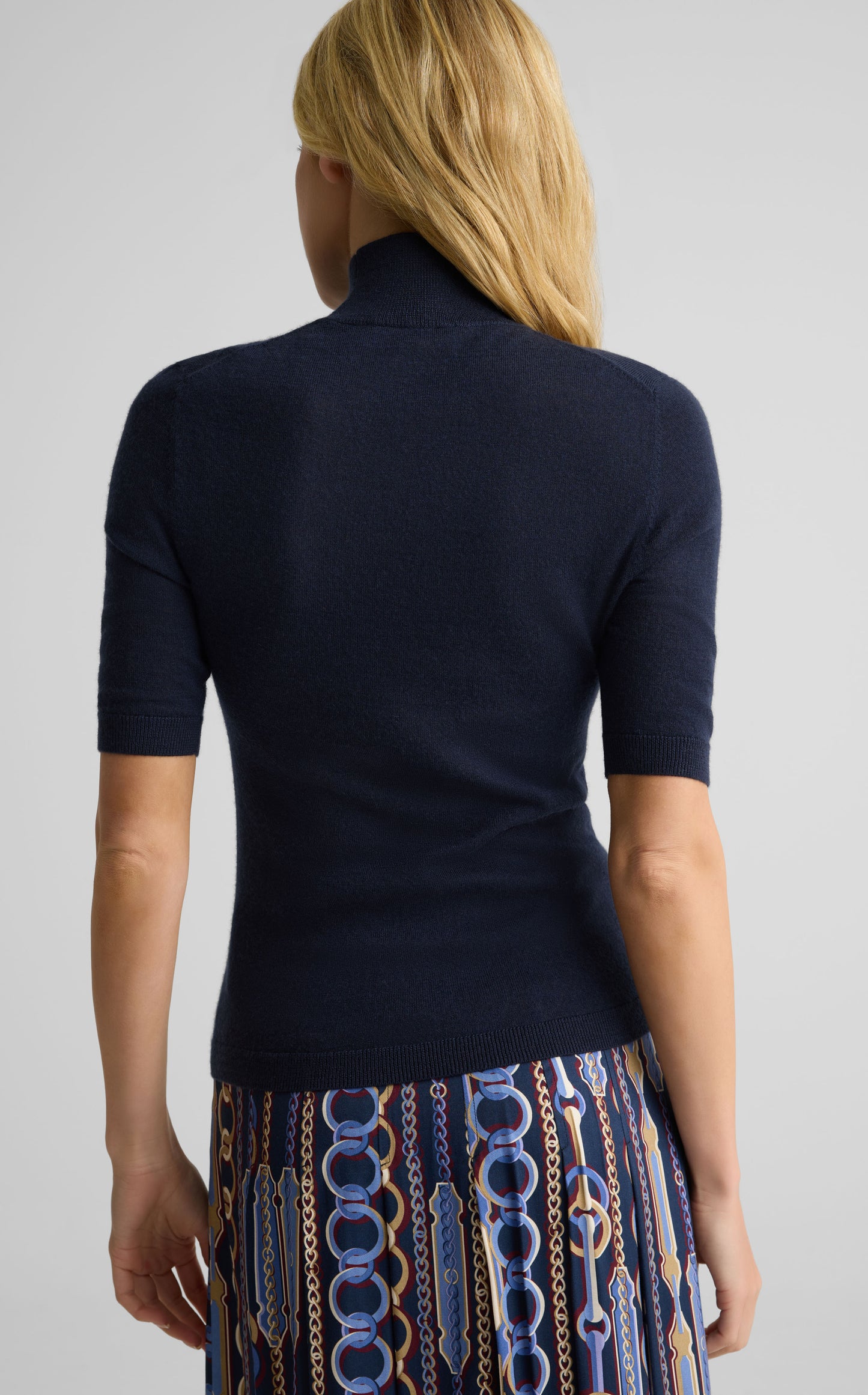 Mock Neck Sweater In Fine Gauge Cashmere