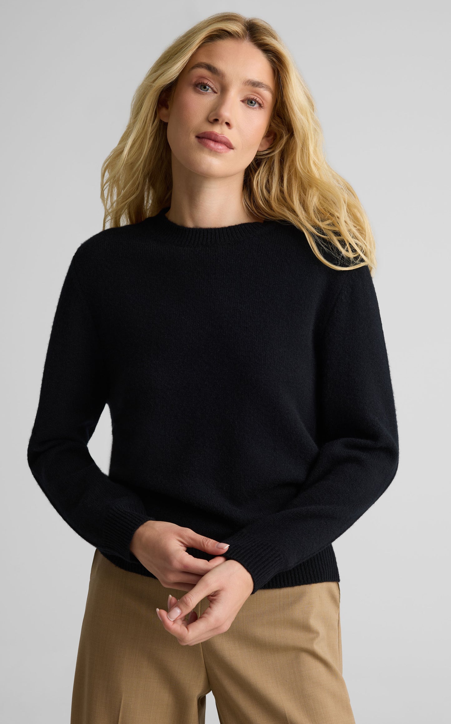 Sweater In Classic Cashmere
