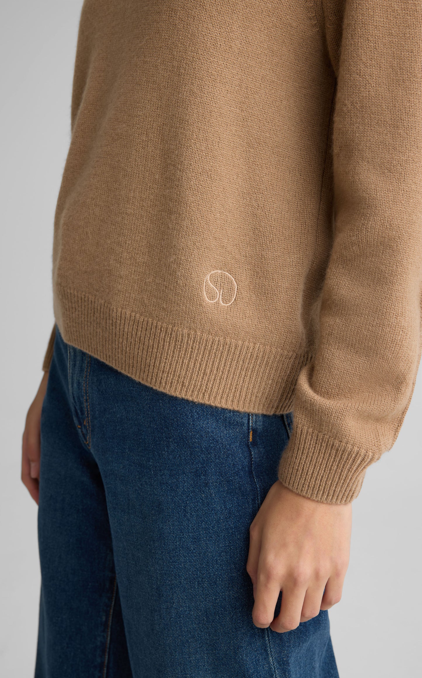 Sweater In Classic Cashmere