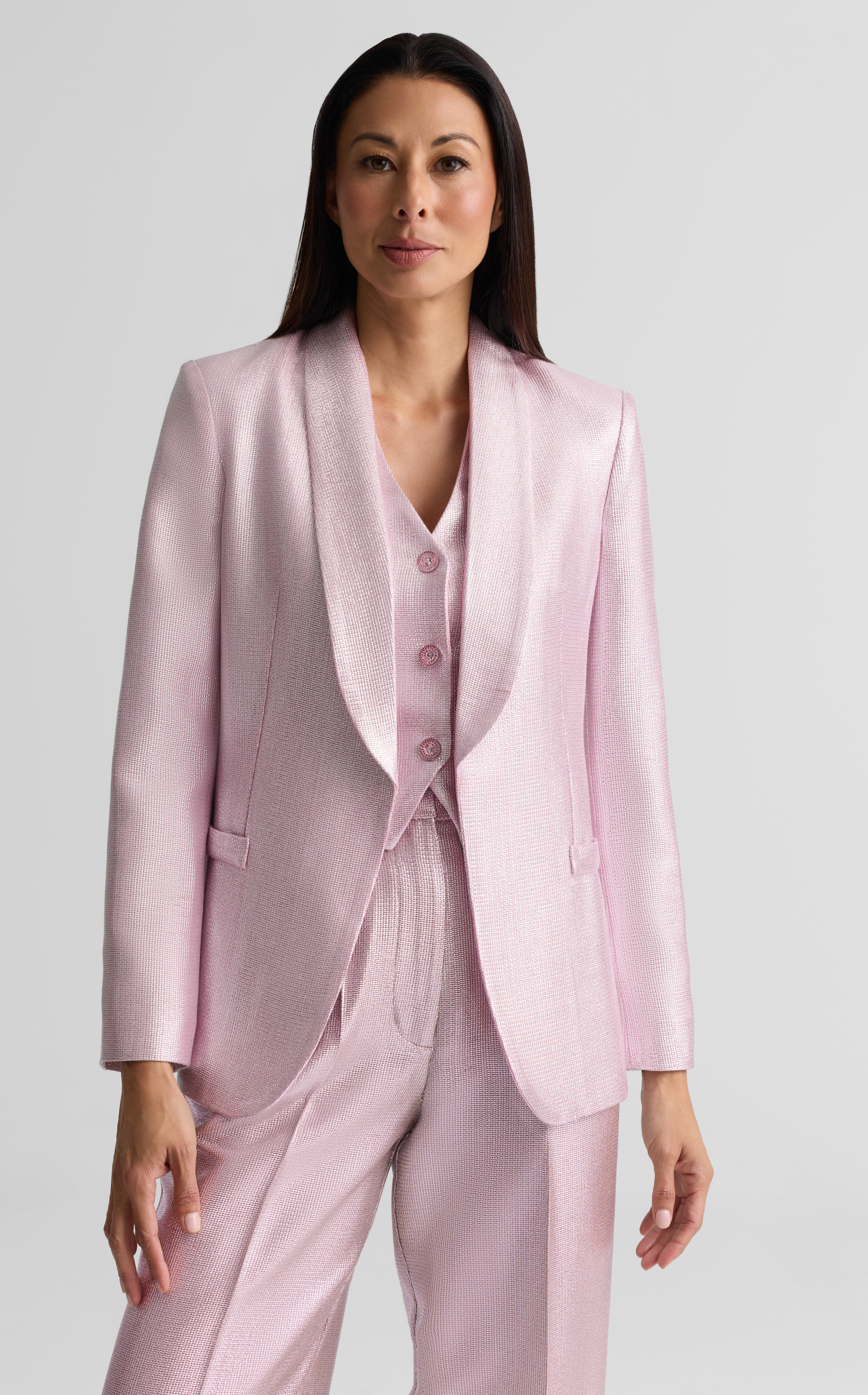 Elvie Shawl Collar Jacket in Soft Lamé Suiting | St. John Knits