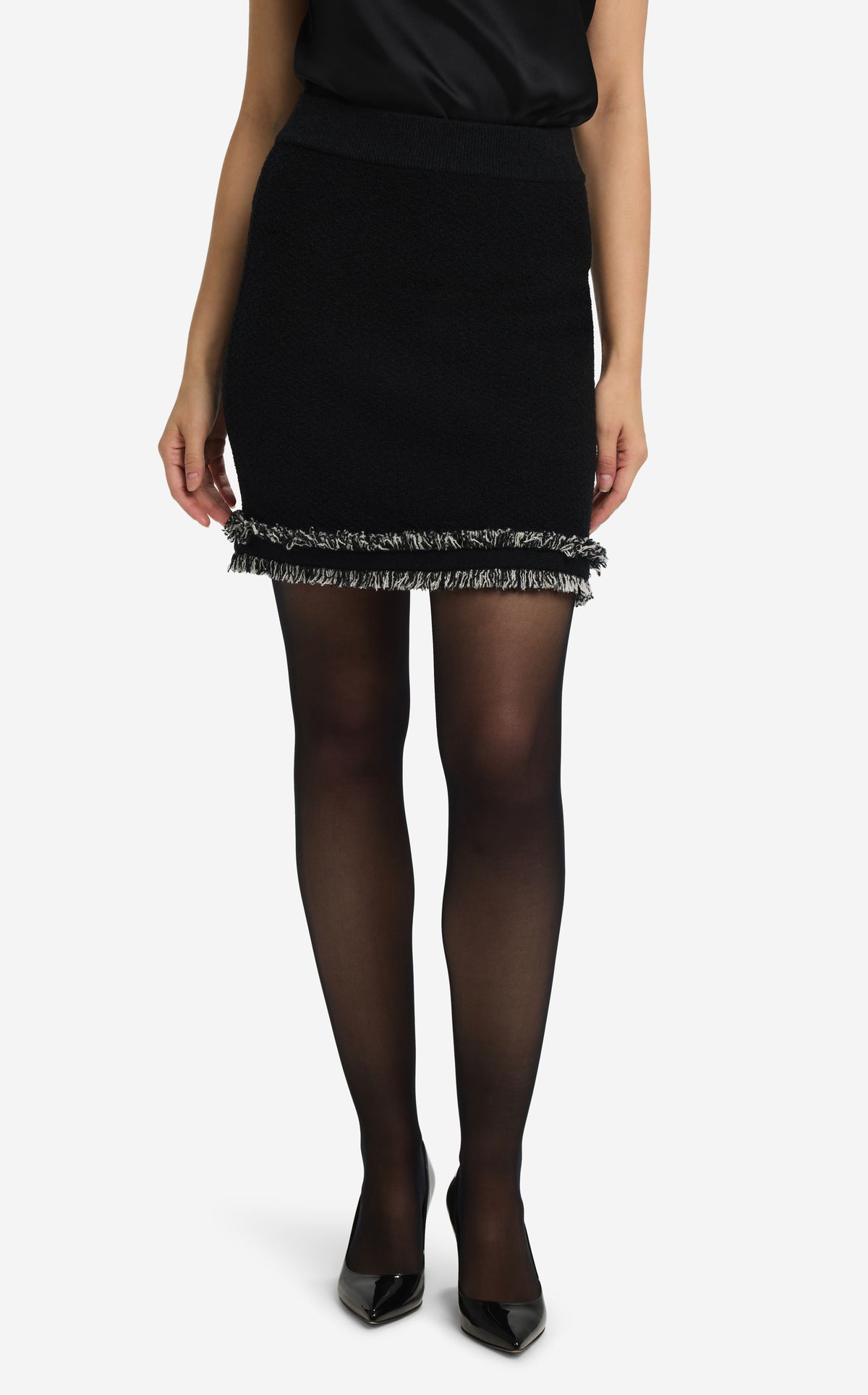 Skirt in Textured Knit with Fringe