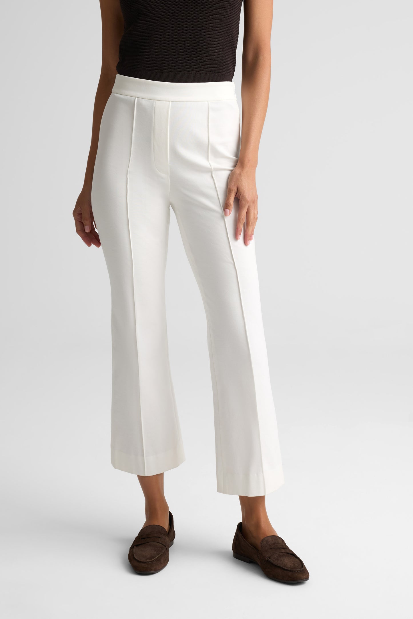Pintuck Crop Flare Pant