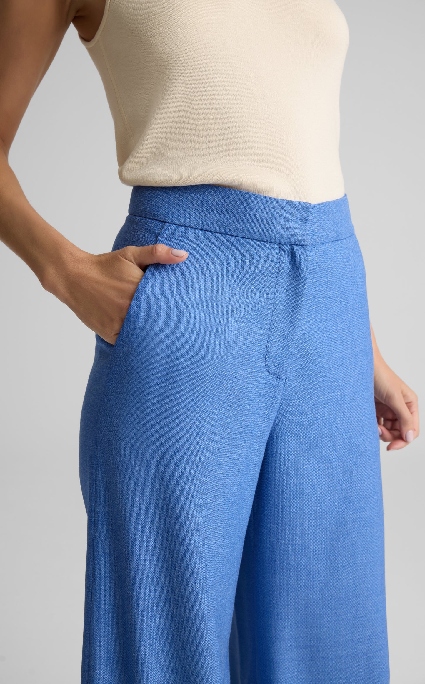 Maddie Wide Leg Pant in Wool Silk Suiting