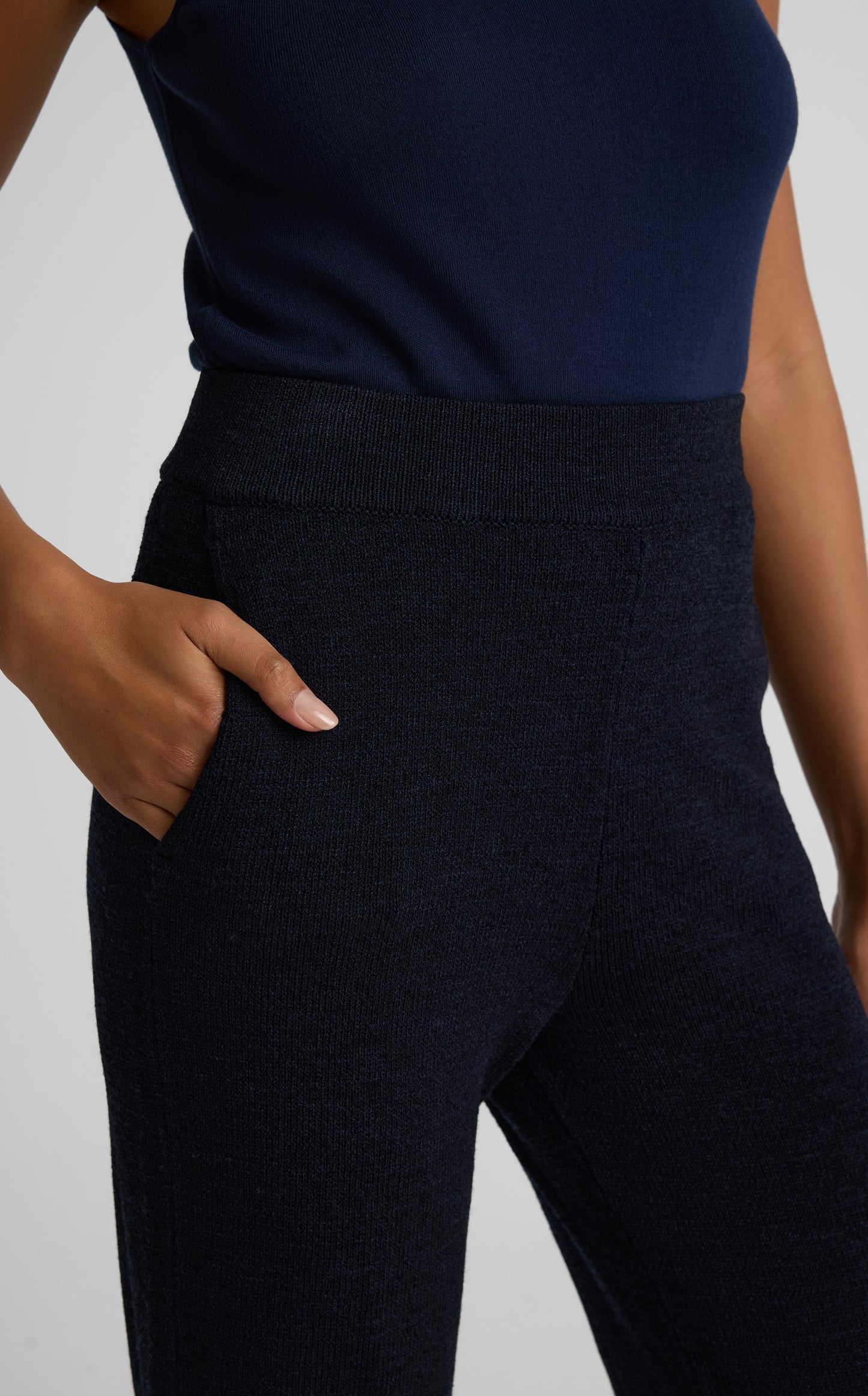 Isabel Pant In Legacy Crepe Knit