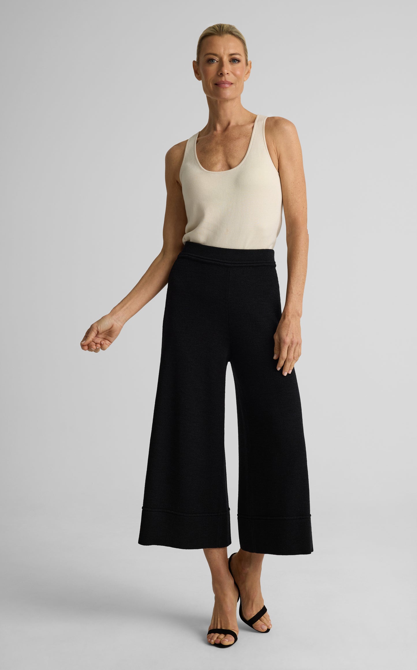Romy Pant In Legacy Crepe Knit