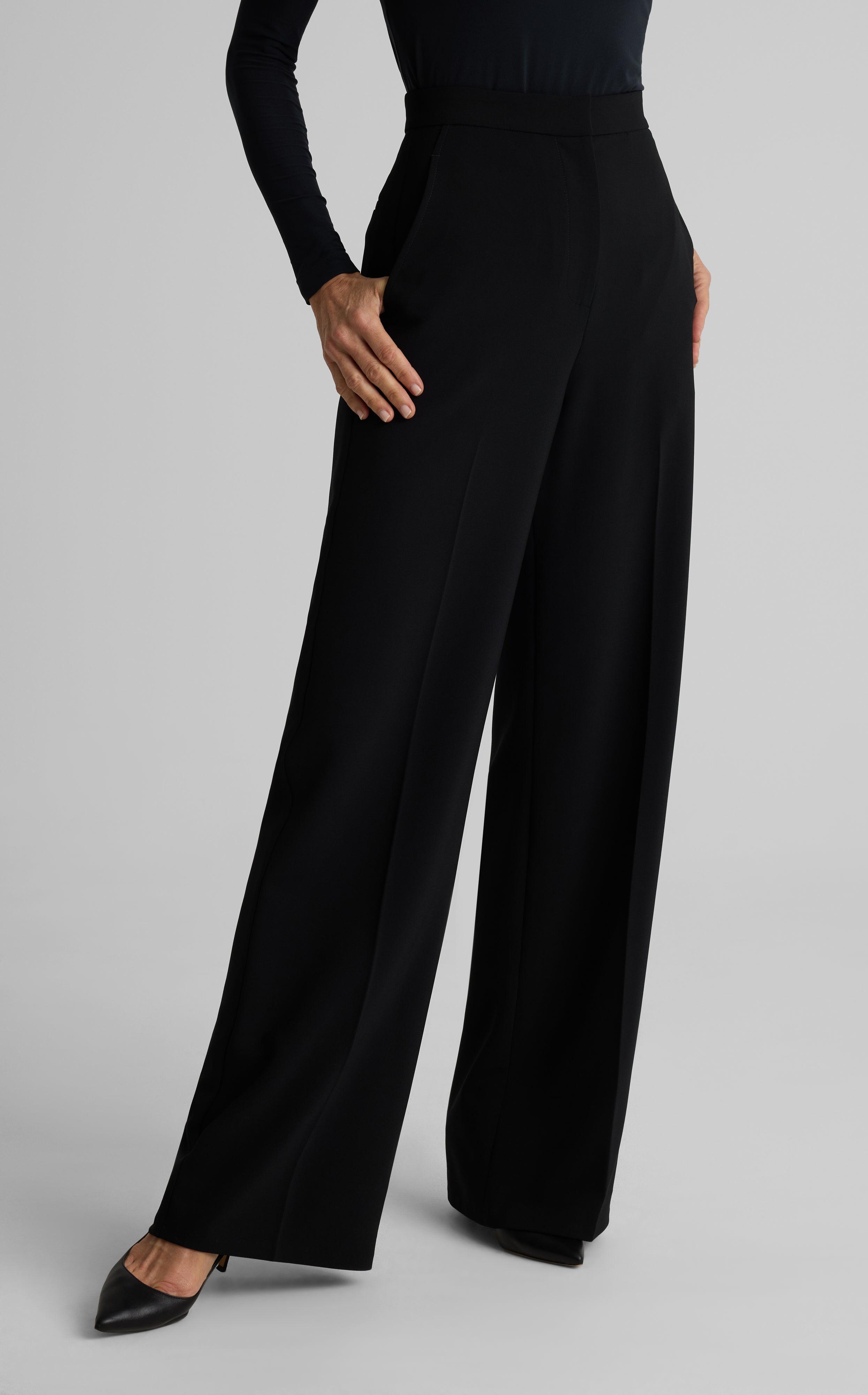トップス melt the lady logo gradation pants Maddie Pant In Soft Stretch Suiting | St. John Knits