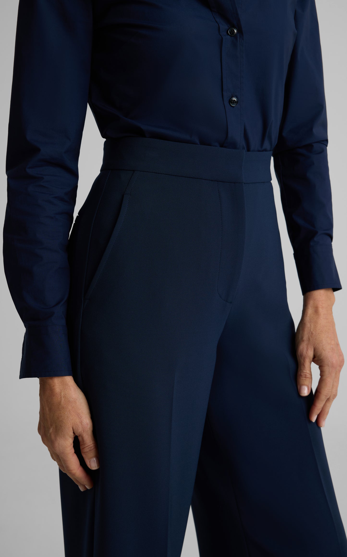 Maddie Pant In Soft Stretch Suiting