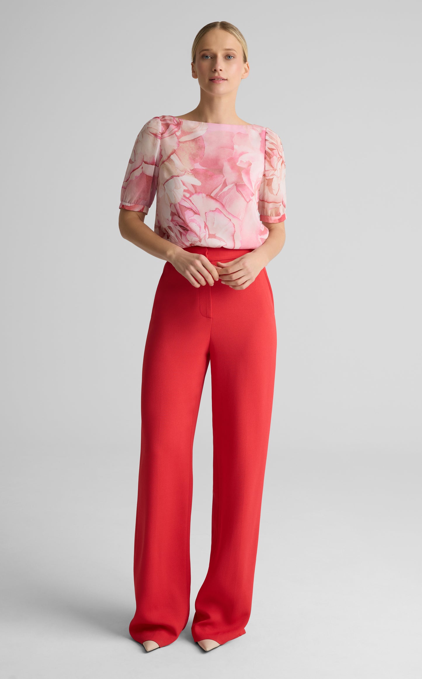 Monique Top In Le Jardin Print Georgette
