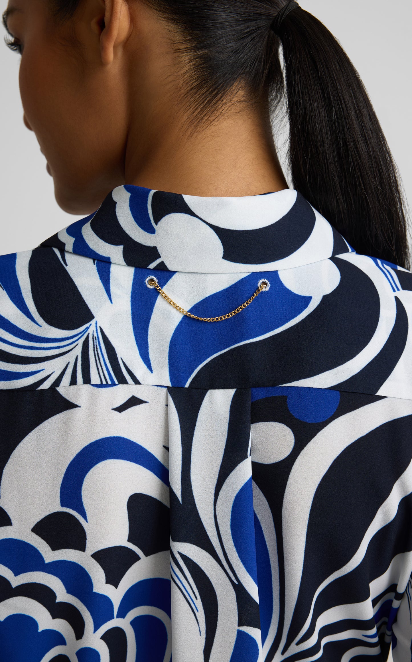 Hadley Blouse In Mid Century Scroll Print