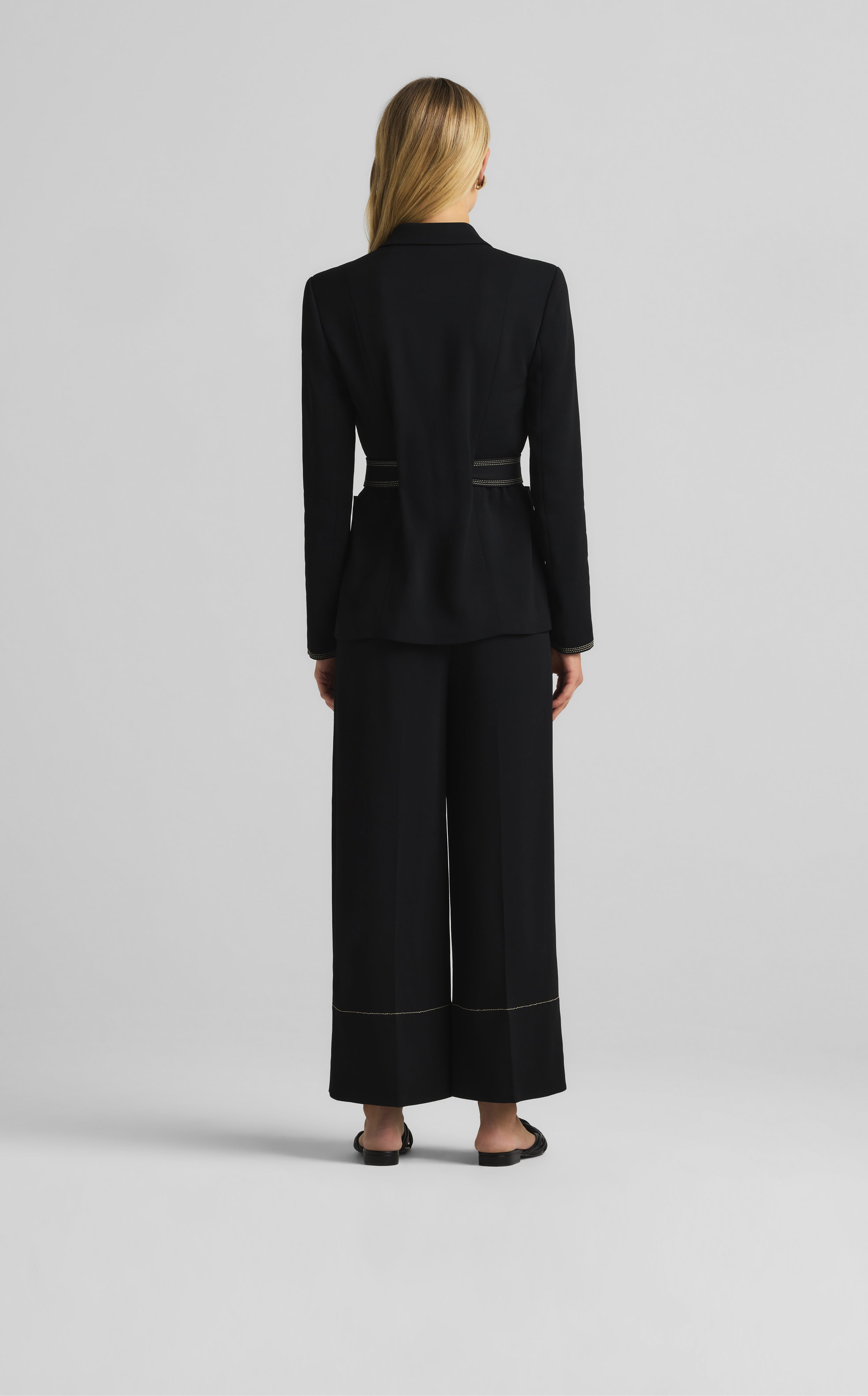 BOHEMSEO☆BELTED TWO-WAY FITTED JACKET Stretch Sable Jacket – St. John Knits