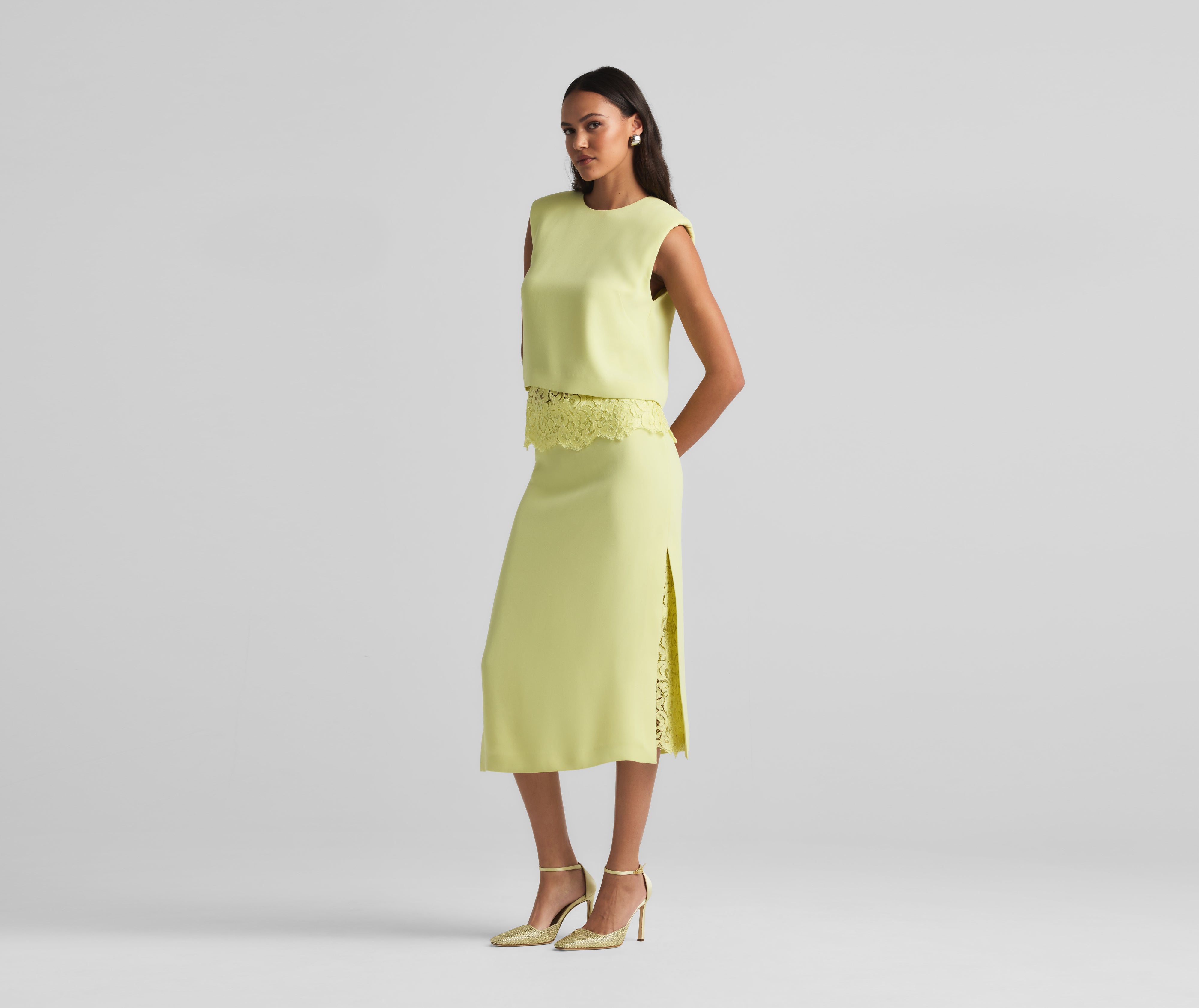スカート LIGHT CREPE SKIRT WITH ZIP CREPE MIDI SKIRT - Ecru | ZARA United States
