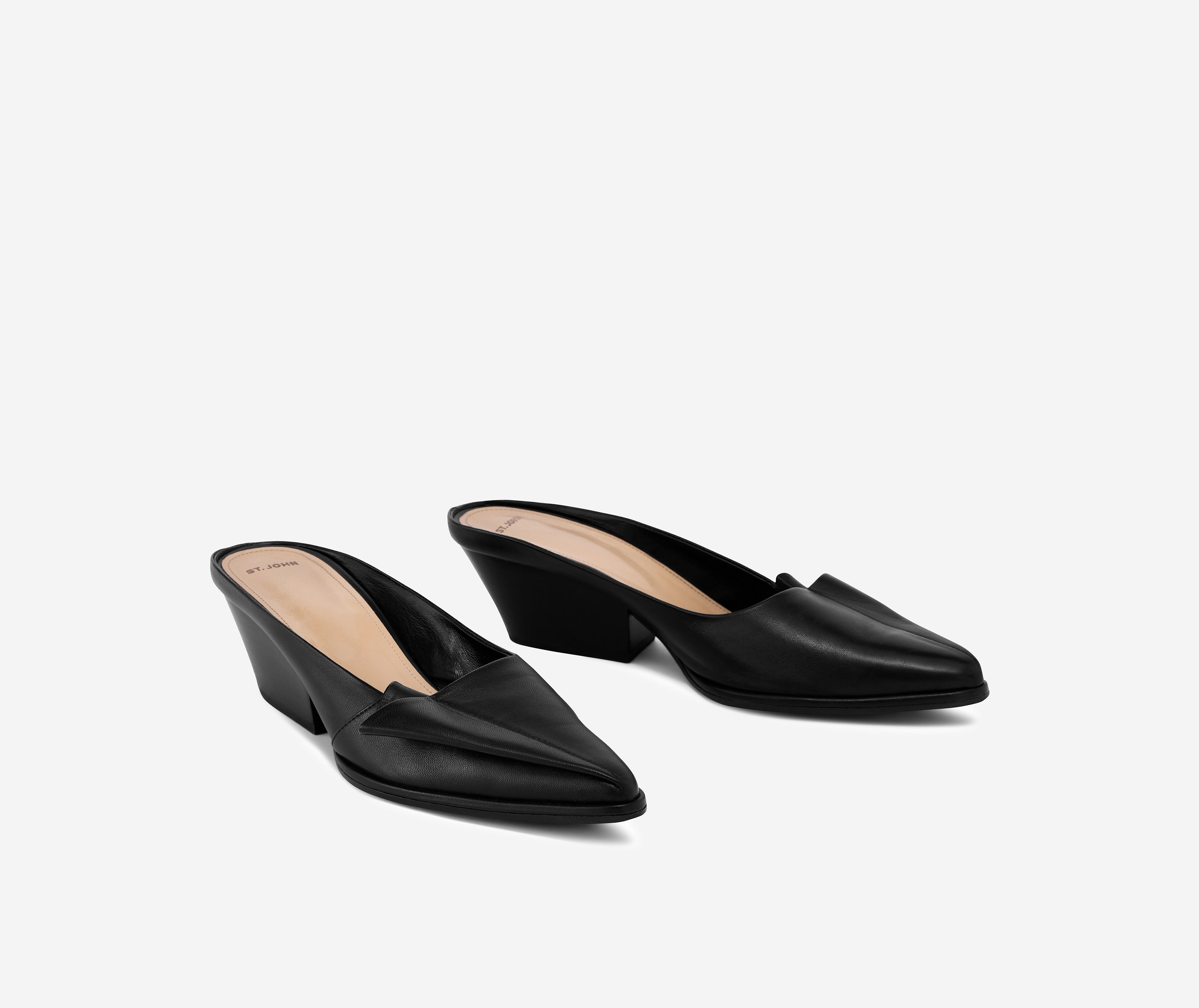 ★ PAES★ Soft Twist Mule Black STM01-BK Black mules in 100% leather, Black - Sisley